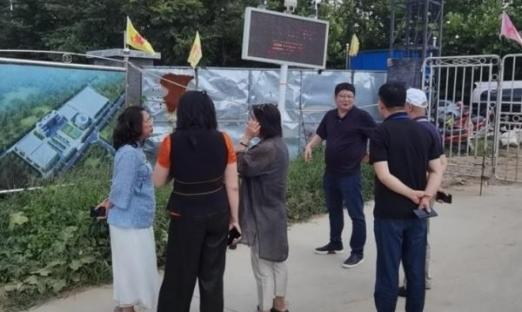财政部青岛监管局冯局及著名艺术家赵保乐夫人一行到BBIN宝盈集团集团莱西医疗产业园进行现场指导工作