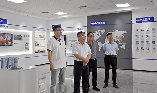青岛中德生态园领导一行莅临BBIN宝盈集团集团，探索大健康产业合作之路